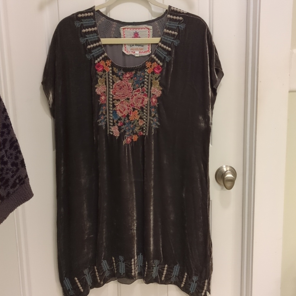 Johnny Was JWLA Grey Velvet Silk Embroider Tunic L